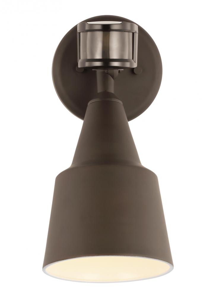 One Light Flood with Photo and Motion Sensor